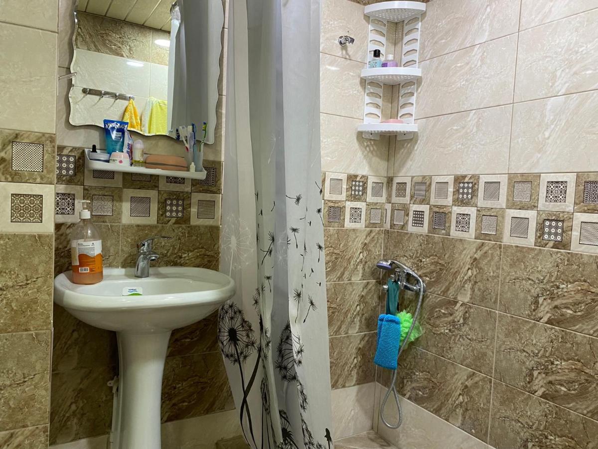 Lovely 2-Bedroom Apartment Near Ayb School Dilidschan Exterior foto